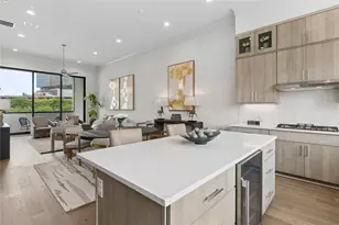 2401 Canton St, Dallas, TX 75201 - Photo 3