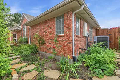 5750 Encore Drive, Dallas, TX 75240 - Photo 37