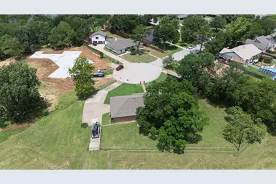 1215 Oakwood Trail, Southlake, TX 76092 - Photo 37
