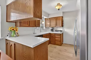 1002 Capetown Dr, Grand Prairie, TX 75050 - Photo 9
