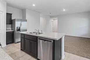 333 Beekeeper Dr, Fort Worth, TX 76131 - Photo 5