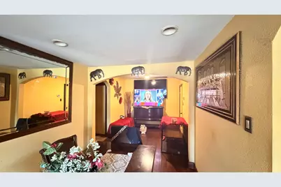 4939 Alton Avenue, Dallas, TX 75214 - Photo 9
