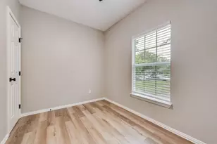 4320 Voncille St, Haltom City, TX 76117 - Photo 13