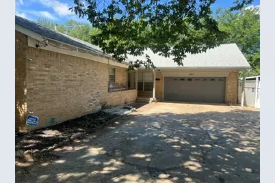627 Kingston Drive, Irving, TX 75061 - Photo 3