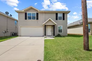 1332 Glen Garden Dr, Fort Worth, TX 76104 - Photo 3