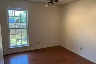 3810 Crater Lake Ct, Irving, TX 75062 - Photo 9