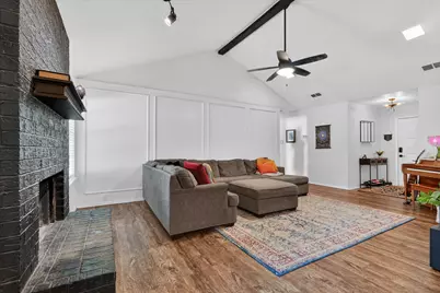 202 Laurel Street, Mansfield, TX 76063 - Photo 5