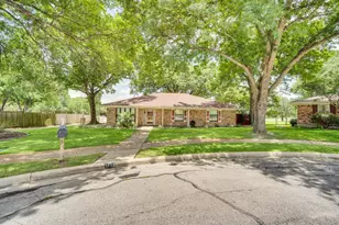 1710 Williamsburg Cir, Ennis, TX 75119 - Photo 3