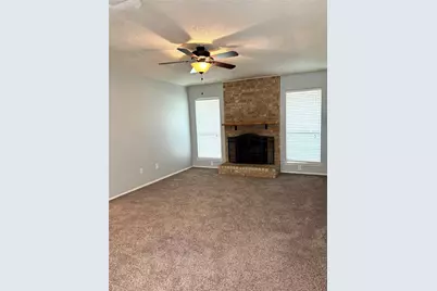 5814 Cedar Ridge Drive, Arlington, TX 76017 - Photo 3