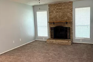 5814 Cedar Ridge Dr, Arlington, TX 76017 - Photo 3