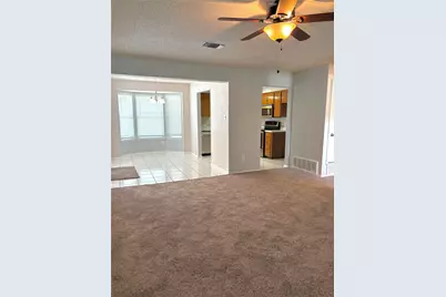 5814 Cedar Ridge Drive, Arlington, TX 76017 - Photo 5