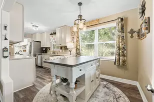 9509 Stony Point Dr, Woodway, TX 76712 - Photo 9
