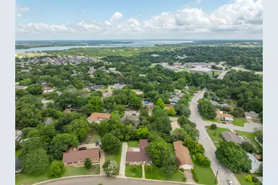 9509 Stony Point Drive, Woodway, TX 76712 - Photo 33