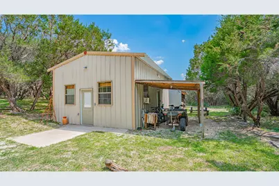 1129 County Road 306 #B, Glen Rose, TX 76077 - Photo 13