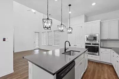 211 Harper Street, Irving, TX 75063 - Photo 5
