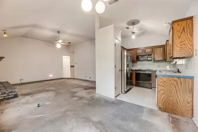 6010 Maple Leaf Drive, Arlington, TX 76017 - Photo 15