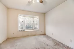 6010 Maple Leaf Dr, Arlington, TX 76017 - Photo 27