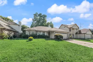 6010 Maple Leaf Dr, Arlington, TX 76017 - Photo 1
