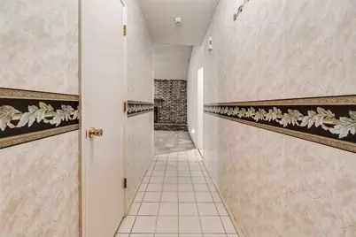 6010 Maple Leaf Drive, Arlington, TX 76017 - Photo 5
