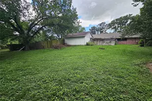 1003 W Angeline St, Groesbeck, TX 76642 - Photo 15