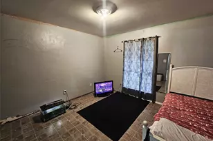 1003 W Angeline St, Groesbeck, TX 76642 - Photo 9