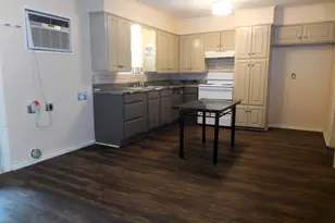 405 N 2nd St, Quinlan, TX 75474 - Photo 11