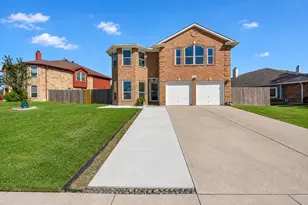 1253 Topeka Dr, Saginaw, TX 76131 - Photo 1