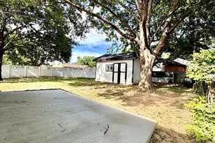 7000 Park Pl Dr, Richland Hills, TX 76118 - Photo 31