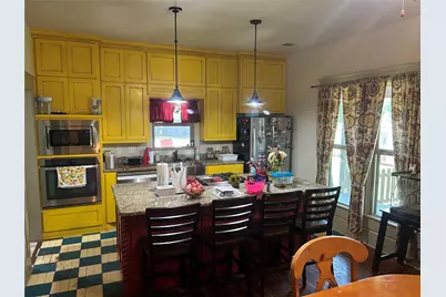 731 Kentucky Street, Graham, TX 76450 - Photo 25