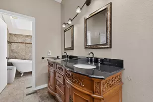 513 Ranch Trail, Irving, TX 75063 - Photo 21