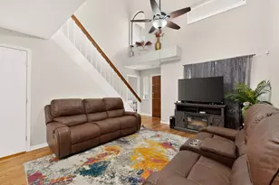 513 Ranch Trail, Irving, TX 75063 - Photo 5