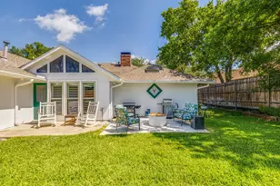 1207 Magnolia Dr, Carrollton, TX 75007 - Photo 23