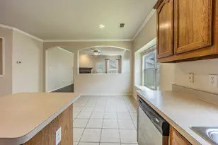 6418 Miranda Dr, Fort Worth, TX 76131 - Photo 5