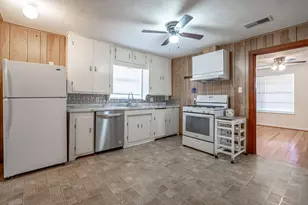 610 N Camden St, Dublin, TX 76446 - Photo 7