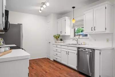629 Meadow Lane, Roanoke, TX 76262 - Photo 17
