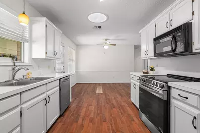 629 Meadow Lane, Roanoke, TX 76262 - Photo 19