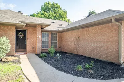 629 Meadow Lane, Roanoke, TX 76262 - Photo 5