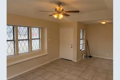 508 Matt Lane, Arlington, TX 76012 - Photo 5
