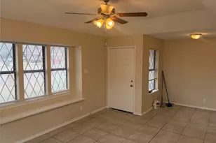 508 Matt Ln, Arlington, TX 76012 - Photo 5