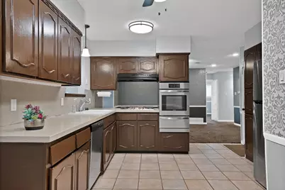 1103 Wildwood Drive, Arlington, TX 76011 - Photo 9