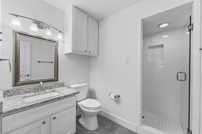 1404 Creekford Drive, Arlington, TX 76012 - Photo 13