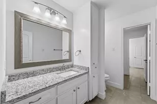 1404 Creekford Dr, Arlington, TX 76012 - Photo 25
