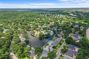 1404 Creekford Dr, Arlington, TX 76012 - Photo 39