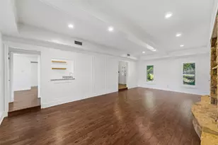 1404 Creekford Dr, Arlington, TX 76012 - Photo 7