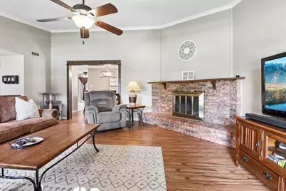 220 Willow Springs Drive, Coppell, TX 75019 - Photo 9