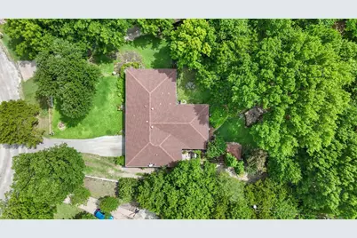 325 Oakwood Drive, Lancaster, TX 75146 - Photo 37
