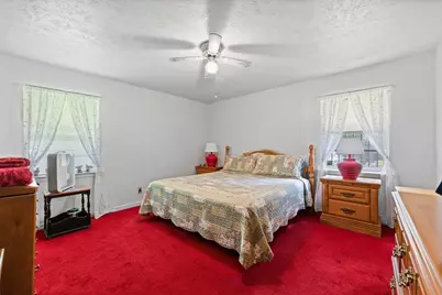 325 Oakwood Drive, Lancaster, TX 75146 - Photo 17