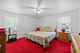 325 Oakwood Dr, Lancaster, TX 75146 - Photo 17