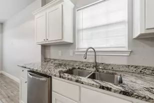 4104 Gordon St, Greenville, TX 75401 - Photo 9