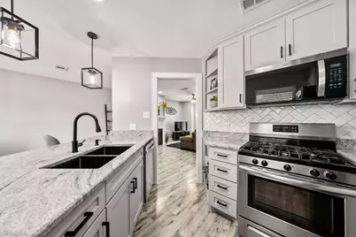 630 W Canty Street #B3, Dallas, TX 75208 - Photo 15